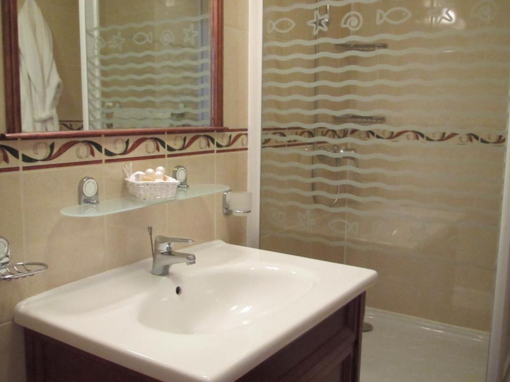 Chateau Beau Jardin Hotel Gaillan-en-Médoc Quarto foto